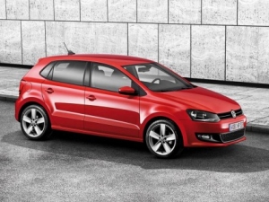 Auto dell’anno 2010: Volkswagen Polo riceve il suo ambito premio.