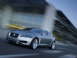 Jaguar XF, l’auto di lusso diventa Station Wagon