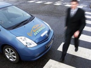 L’Unione Europea spinge per l’auto elettrica, pronti 23 milioni di euro