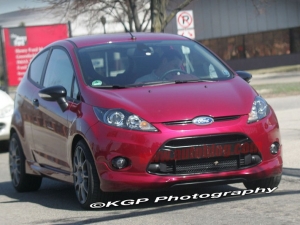 Ford Fiesta RS, arrivano nuove foto spie ed alcuni interessanti particolari