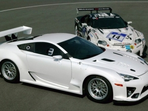 Lexus LFA alla 24 Ore del Nurburgring 2010