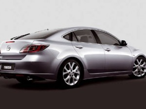 Mazda 6: restyling riuscito, ora è più sportiva.
