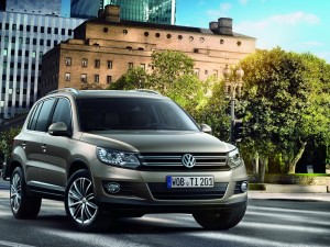 Volkswagen Tiguan: scheda di una delle auto più attese al Salone di Ginevra 2011.