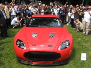 Aston Martin V12 Vantage Zagato, la casa madre annuncia una piccola produzione stradale.