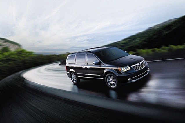 Nuova Lancia Voyager, potenza e contenuti grazie all'allestimento Platinum.
