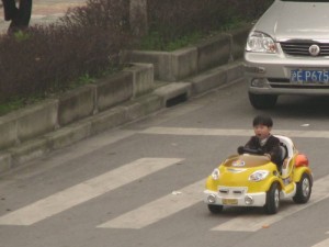 Patente B? Solo se si guida in autostrada per almeno due ore.