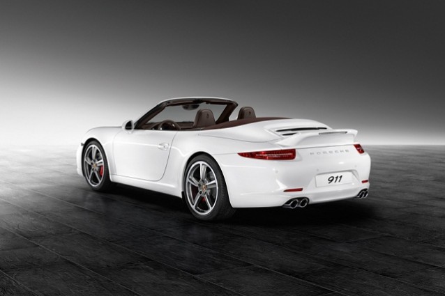 Iniezione di potenza per Porsche 911 Carrera S Powerkit.