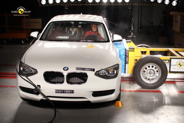 La Bmw Serie 1 si fa trovare preparata e supera a pieni voti i crash test.