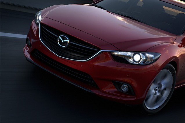 Step generazionale per Mazda 6: ecco le prime foto della berlina nipponica.