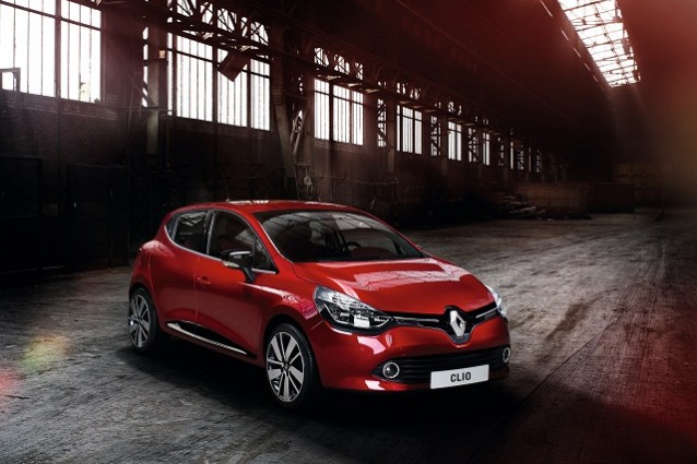 Svelata la quarta generazione di Renault Clio: foto e caratteristiche.