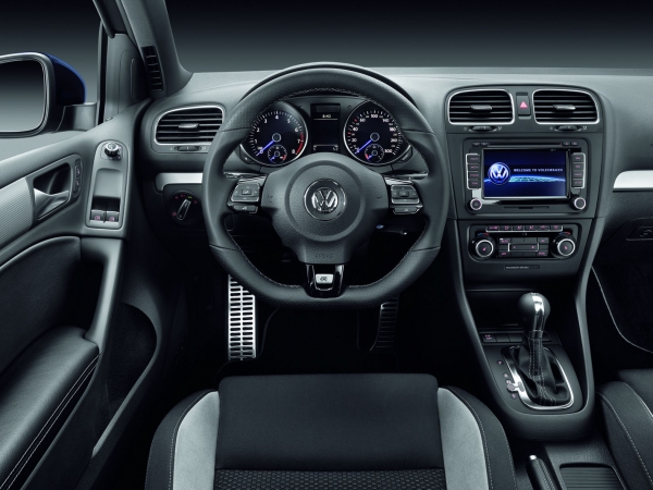 VW-Golf-R-60