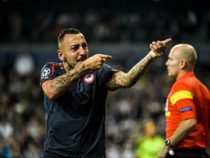 Mitroglou, il bomber d'Europa che segna più di Messi e Cristiano Ronaldo.