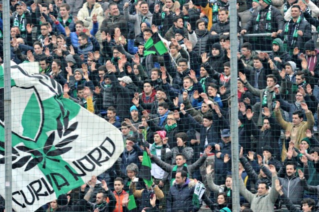 Sassuolo, tifoso muore allo stadio.
