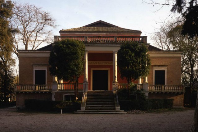 Il padiglione della Gran Bretagna alla Biennale 2012.