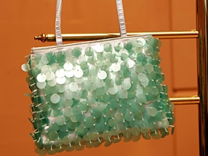 Tendenze Capodanno, strass e paillettes per veglione luminoso: cosa indossare.