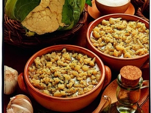 Zuppa di cavolfiore, consigli per dieta delle feste: la ricetta