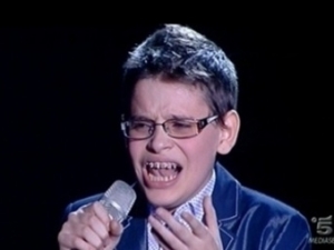 Io canto, ottava puntata: vince ancora Christian Imparato.