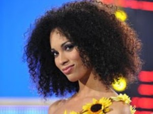 Keila Guilarte, madre natura di Ciao Darwin: modella discriminata.