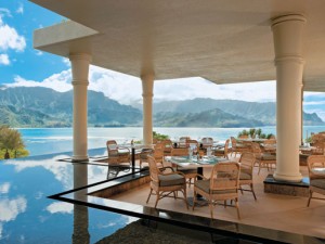 News Canalis Clooney, festeggiano compleanno in hotel di lusso alle Hawaii.
