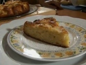 Torta di mele allo yogurt, ricetta di Benedetta Parodi: Cotto e Mangiato.