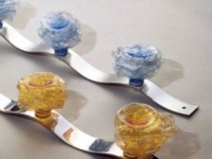 Riciclo creativo plastica e carta: come riutilizzare oggetti vecchi.