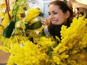 8 marzo la feste delle donne: la storia e il vero significato della mimosa.