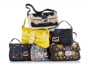 L'intramontabile Fendi Baguette compie 15 anni.