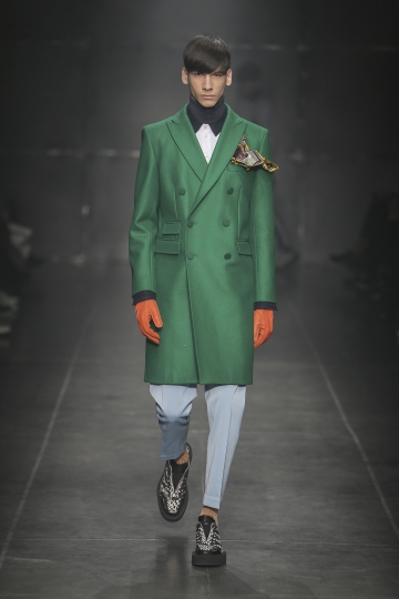 andrea-pompilio_ai14_look4