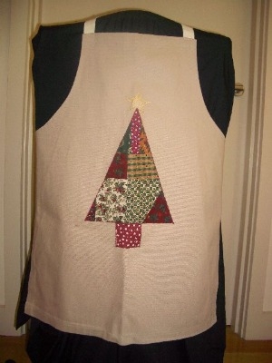 albero-su-grembiule-patchwork