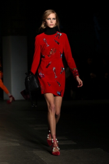 red-minidress