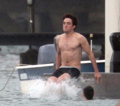 Kristen Stewart Bikini on Kristen Stewart Seduce Robert Pattinson In Bikini Foto Da Breaking