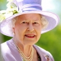 regina elisabetta e i suoi cappelli