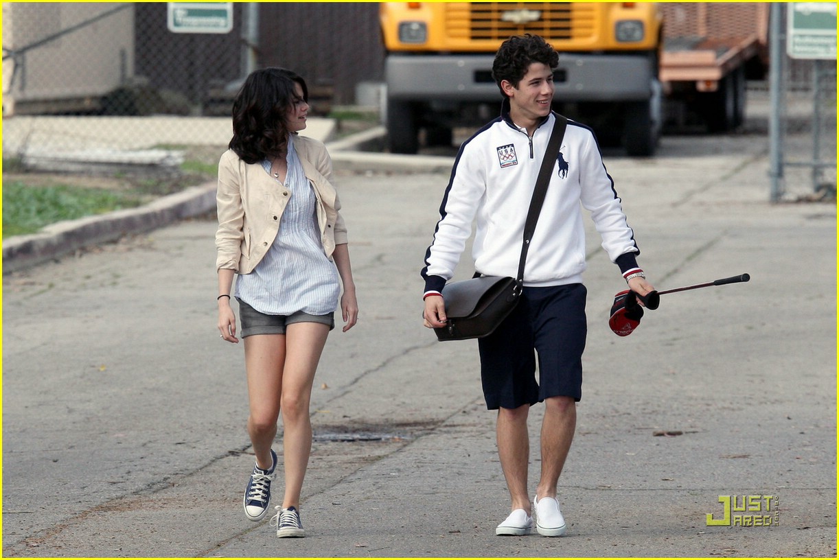 You Nick jonas and selena gomez sex well! Right! like Nick jonas and selena gomez sex