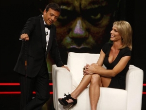 Chiambretti Night: intervista a Sabrina Ferilli e Cori Rist, amante numero sei di Tiger Woods.