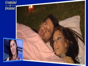 Uomini e Donne anticipazioni: Federico e Valentina sempre più vicini, Benedetta si elimina