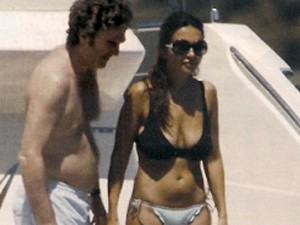 Sabrina Ferilli: foto romantiche e baci hot con Flavio Cattaneo