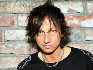 Gianna Nannini incinta di cinque mesi a 54 anni.