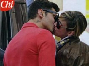 Emma Marrone e Stefano De Martino più innamorati di prima, le foto.