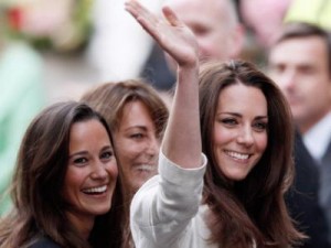 Pippa e Kate a confronto: sfida tra le sorelle Middleton.