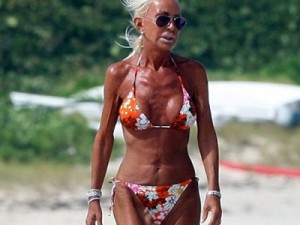 I vip al mare che non avreste mai voluto vedere.