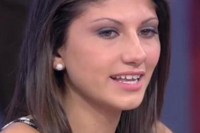 I dubbi di Angelini sulla verginità della tronista Giorgia Lucini.
