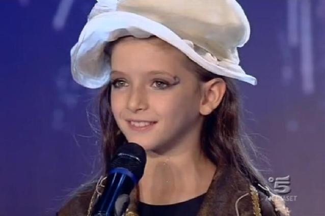 Fb smaschera Syria Luongo, baby star di Italia’s got talent Syria Luongo F.A.S.I. Fb smaschera Syria Luongo baby star di Italias got talent 638x425 Fb smaschera Syria Luongo, baby star di Italia’s got talent %postname%