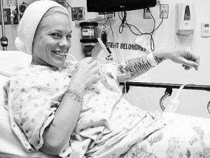 La mania dei vip di fotografarsi in ospedale.