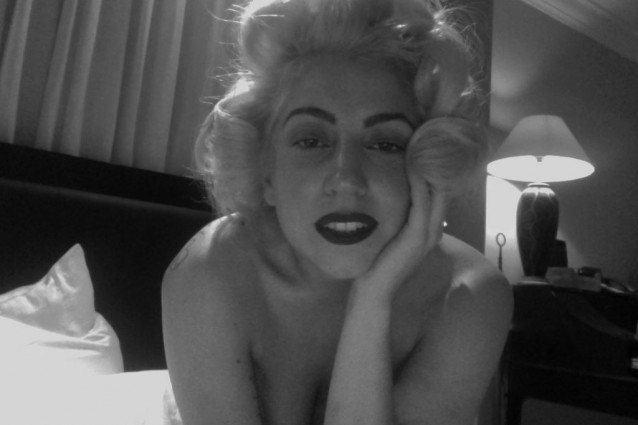 L’omaggio di Lady Gaga a Marilyn Monroe.