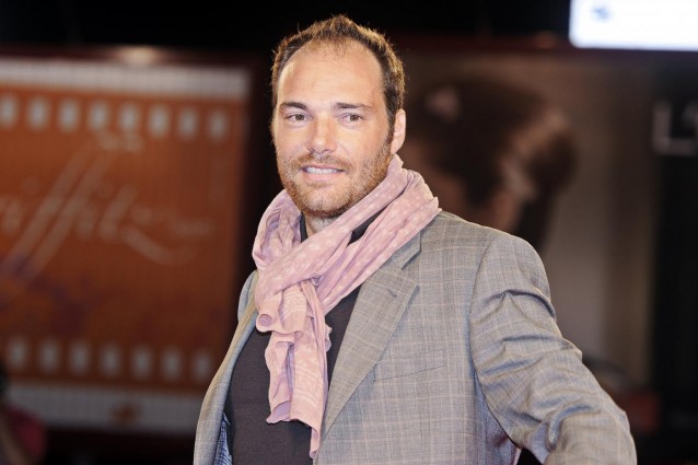Andrea Pezzi si è trasformato da vj a