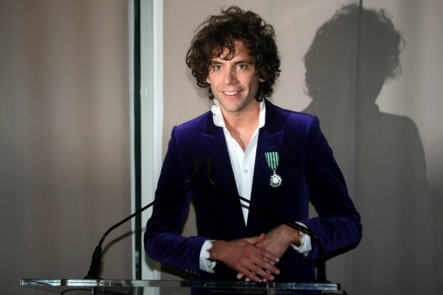 Mika fa coming out: