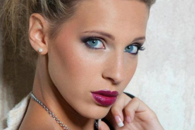Giulia Calcaterra La Velina Bionda Che Non Convince Il Pubblico