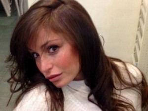 raffaella-fico-e-pia-escono-dalla-clinica-300x225