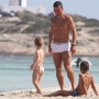Antonio Di Natale con i figli a Formentera