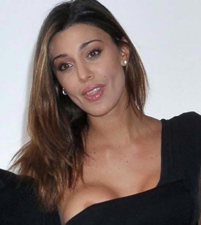 belen rodriguez fuori di seno